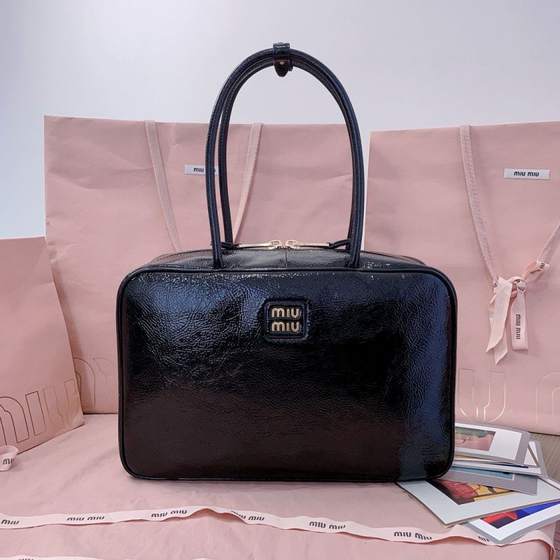 Miu Miu Beau naplak patent leather bag-Black