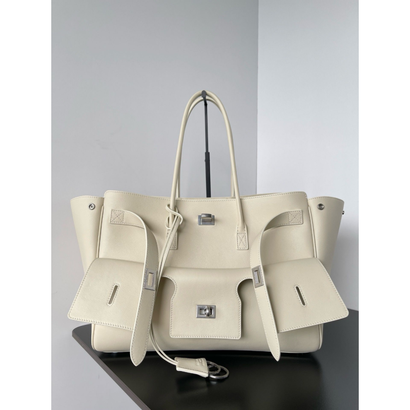 Balenciaga Bel Air Medium Carry All bag