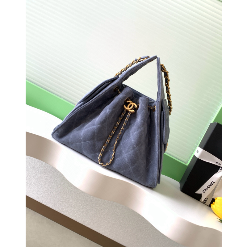 Chanel 25 Small handbag in Suede Calfskin-Blue