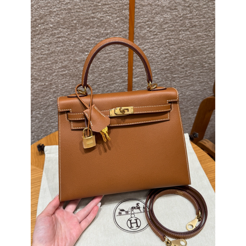 Hermes Kelly 25 / 28  in Epsom Leather-Brown