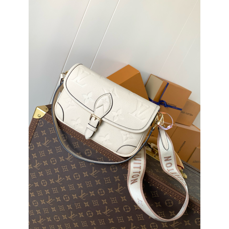 M46388 Diane Handbag